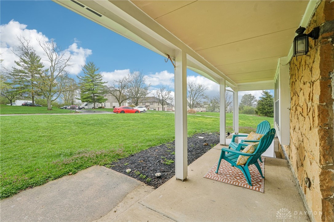 311 Windsor Park Drive, Dayton, Ohio image 4
