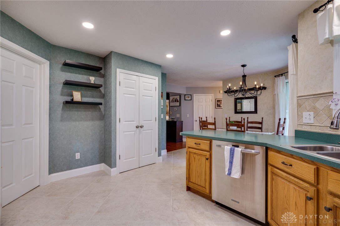 201 S Waynesville Road, Oregonia, Ohio image 16