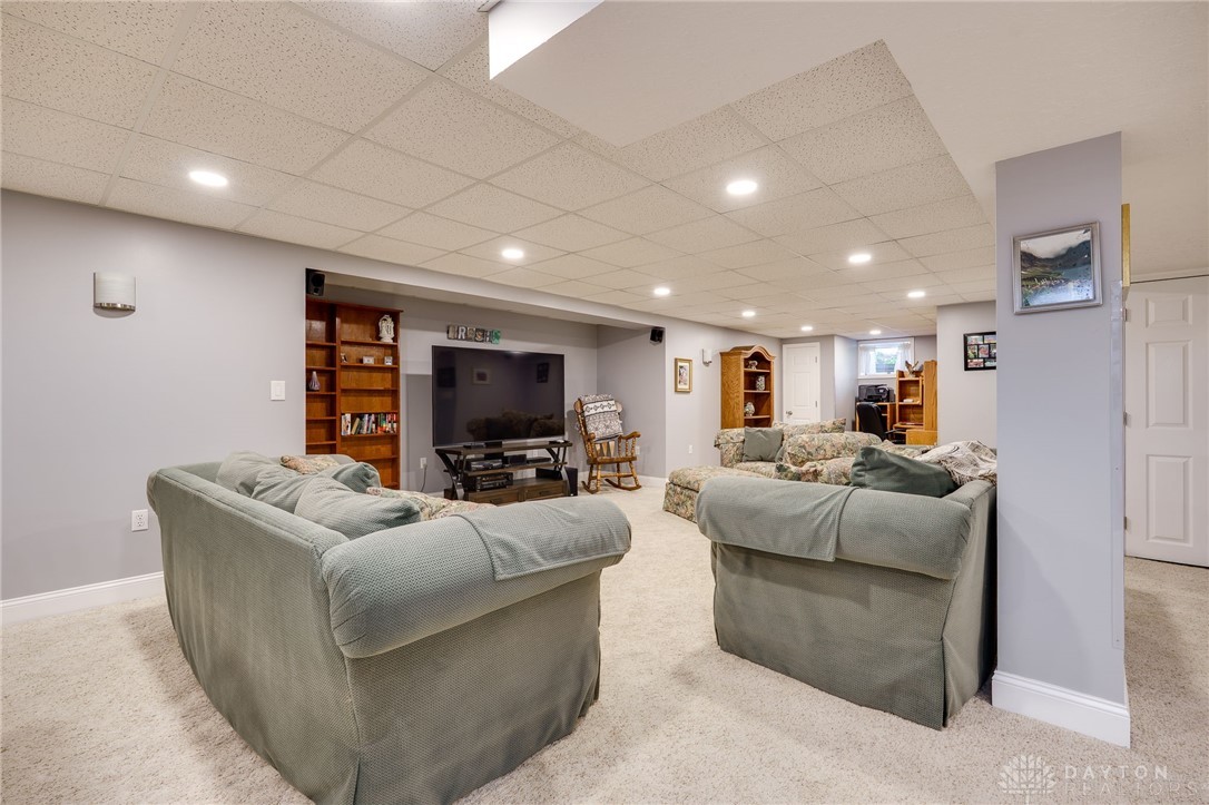 201 S Waynesville Road, Oregonia, Ohio image 37