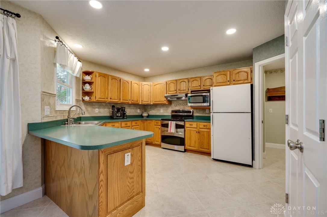 201 S Waynesville Road, Oregonia, Ohio image 12