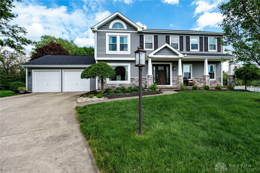 2210 Woodedge Court, Miamisburg, Ohio image 1