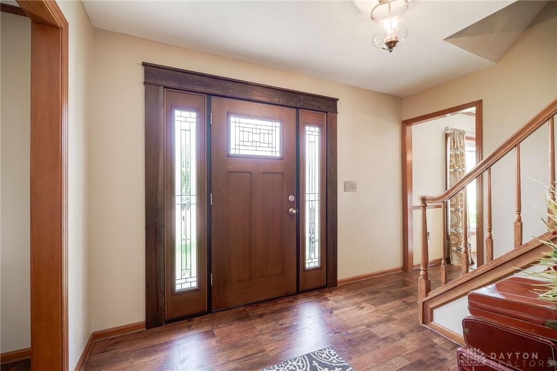 2210 Woodedge Court, Miamisburg, Ohio image 6