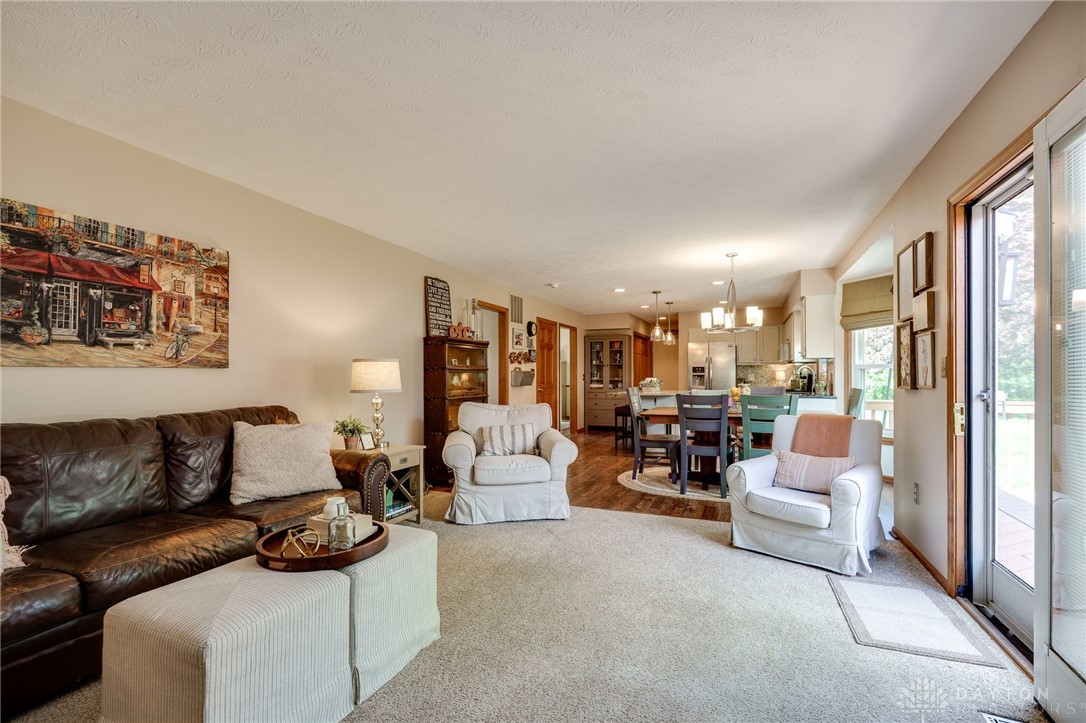 2210 Woodedge Court, Miamisburg, Ohio image 15