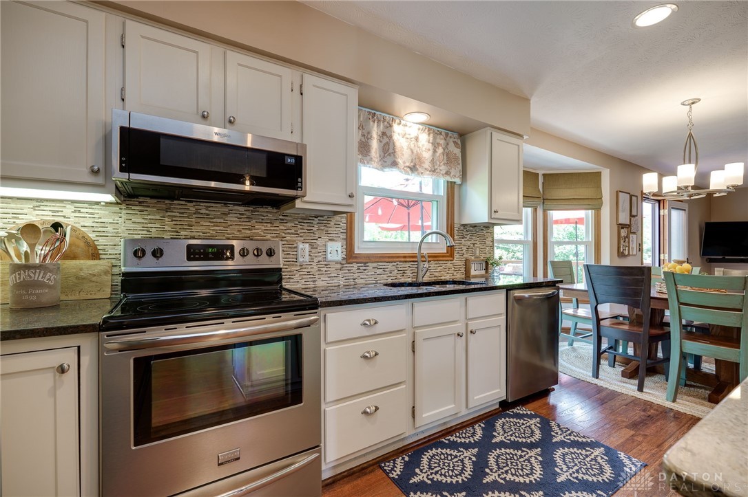 2210 Woodedge Court, Miamisburg, Ohio image 22