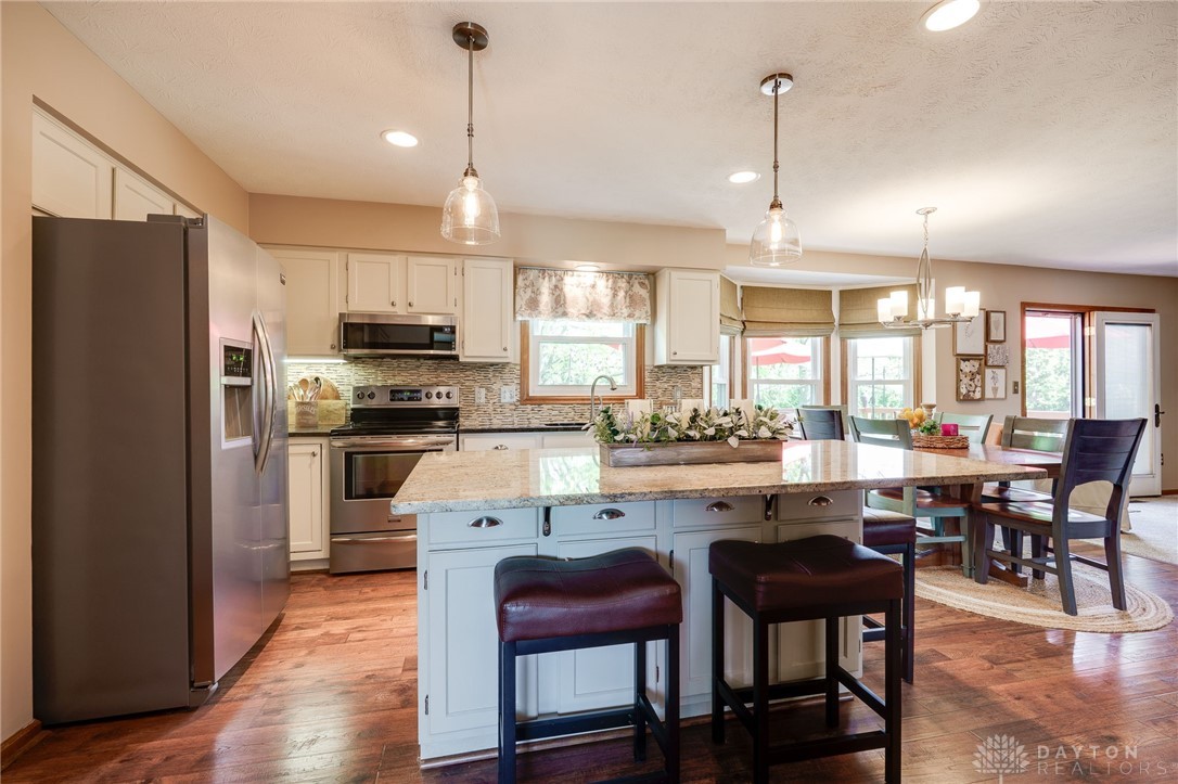 2210 Woodedge Court, Miamisburg, Ohio image 23