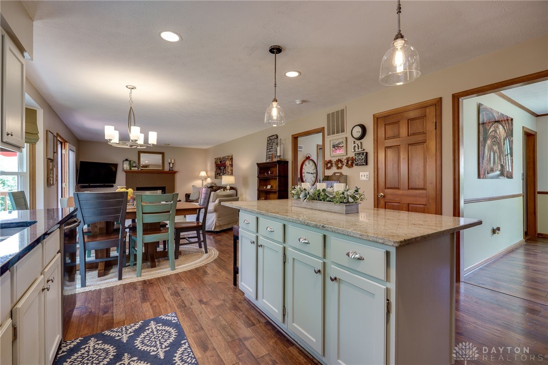 2210 Woodedge Court, Miamisburg, Ohio image 21