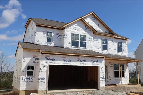 Photo of 3135 Simpson Court #8313, Miami Twp, OH 45449 (MLS # 956581)