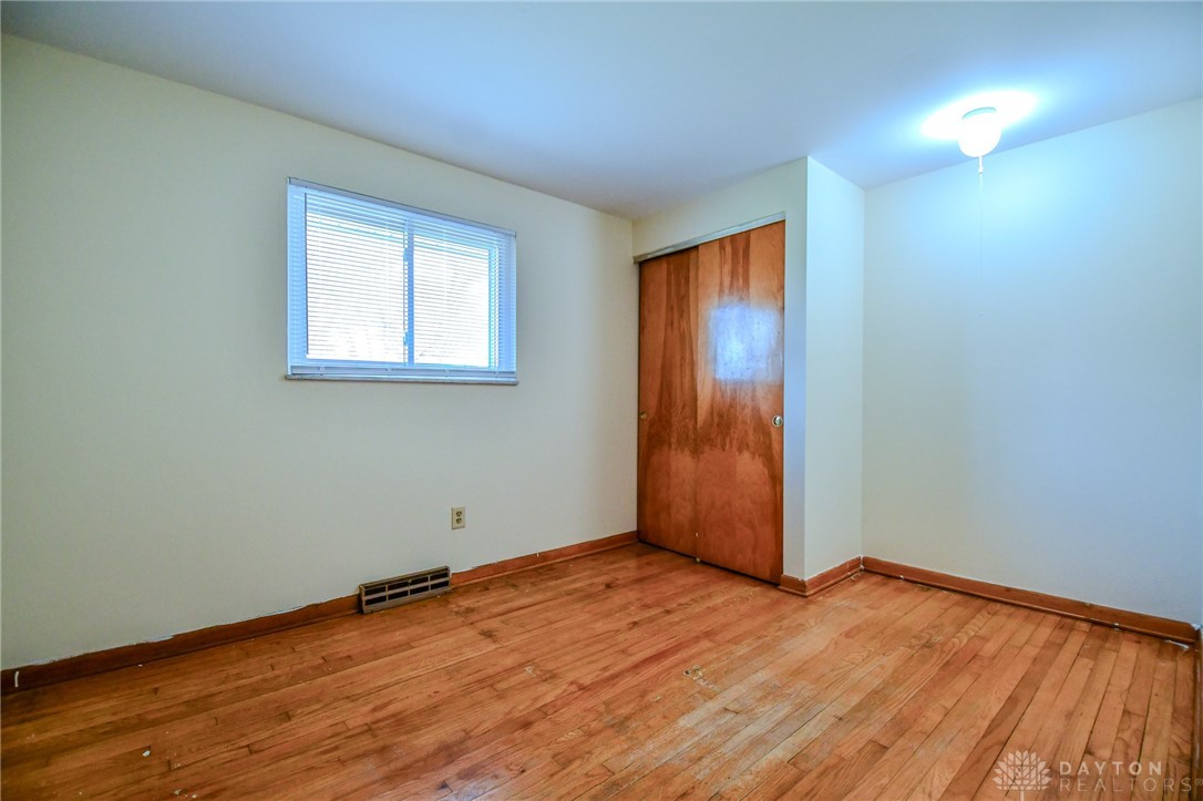 2989 Mckay Road, Beavercreek, Ohio image 27