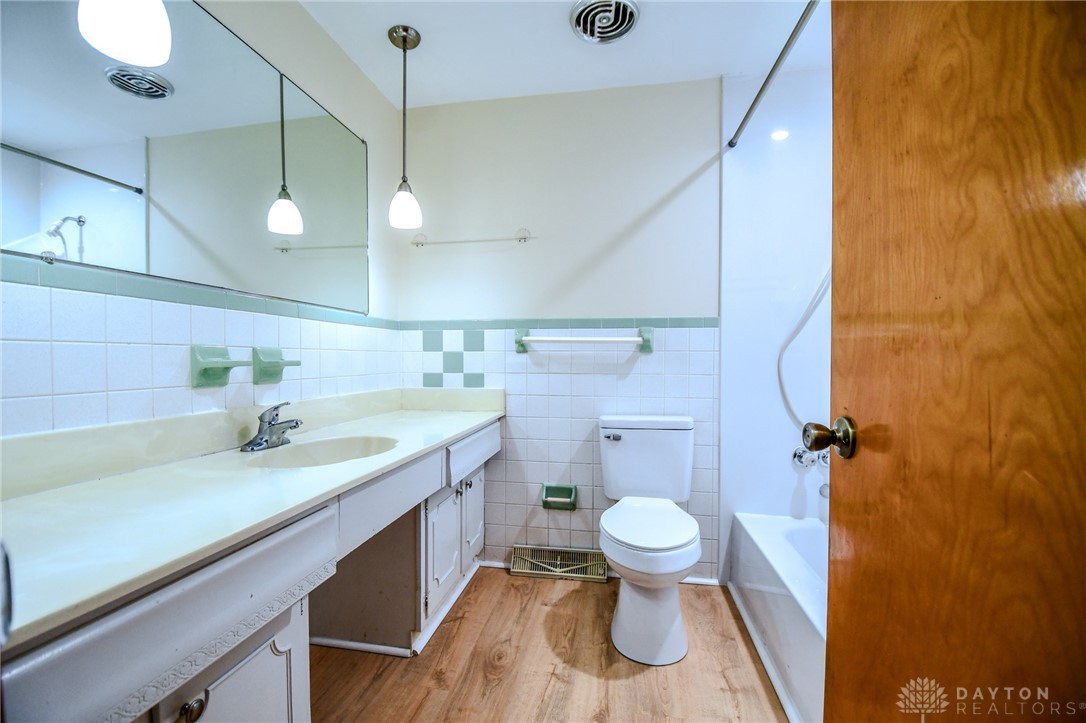 2989 Mckay Road, Beavercreek, Ohio image 26