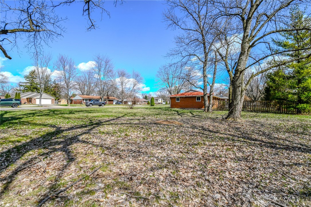 2989 Mckay Road, Beavercreek, Ohio image 34