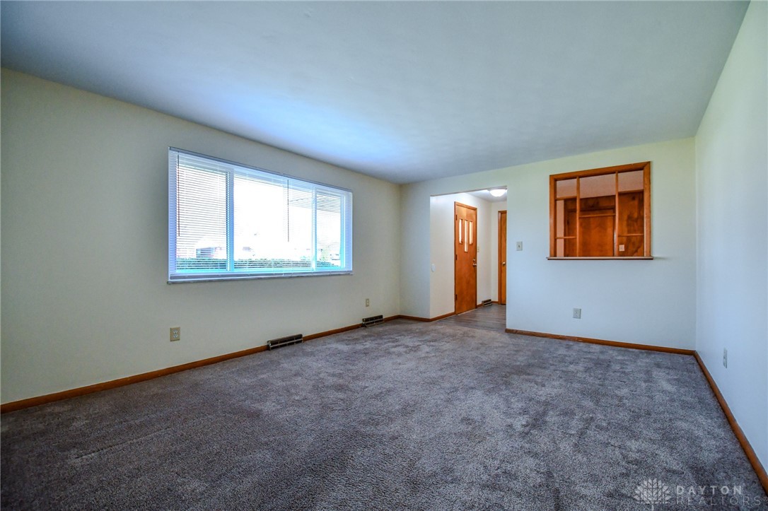 2989 Mckay Road, Beavercreek, Ohio image 11