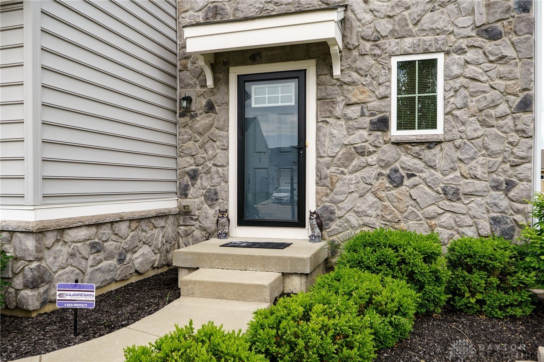 7167 River Birch Street, Tipp City, Ohio image 2