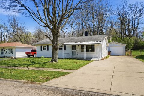 Photo of 1176 Jeanette Drive, Riverside, OH 45432 (MLS # 956421)