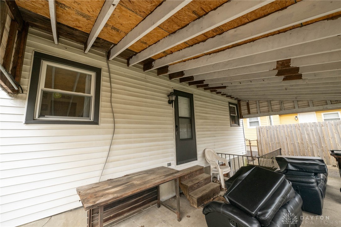 2516 Acorn Drive, Kettering, Ohio image 37