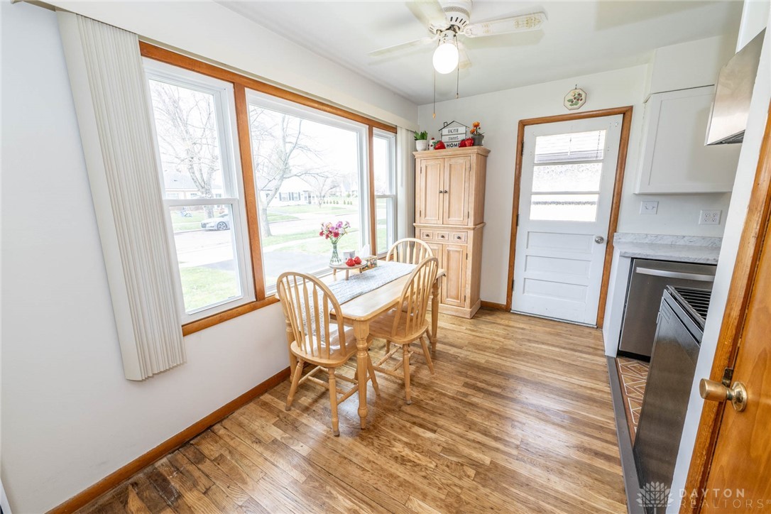2516 Acorn Drive, Kettering, Ohio image 9