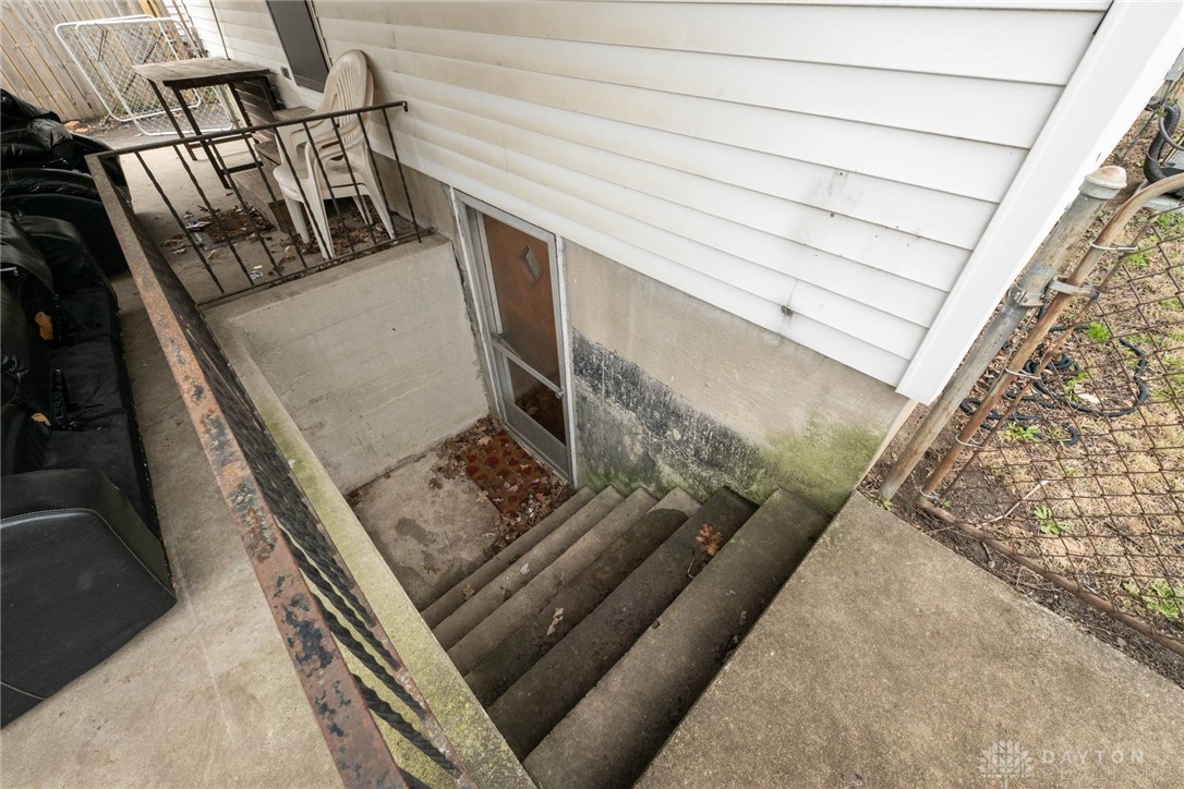 2516 Acorn Drive, Kettering, Ohio image 35