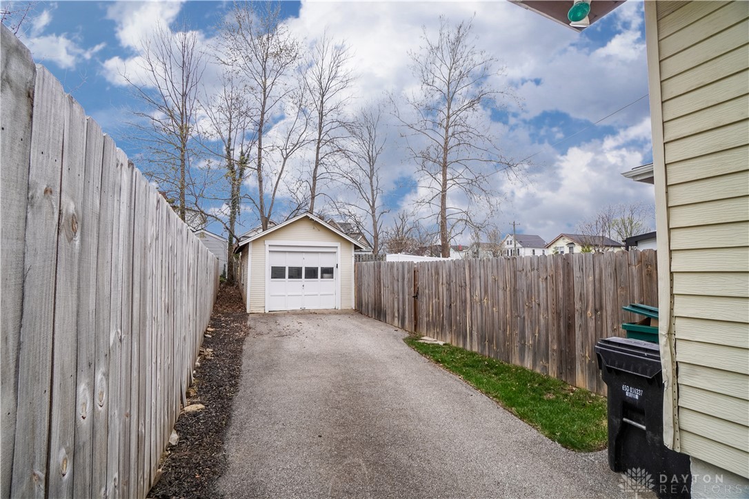 3653 Columbus Avenue, Cincinnati, Ohio image 25