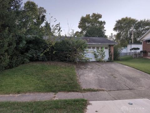 Photo of 2332 Bonnieview Avenue, Dayton, OH 45431 (MLS # 948702)