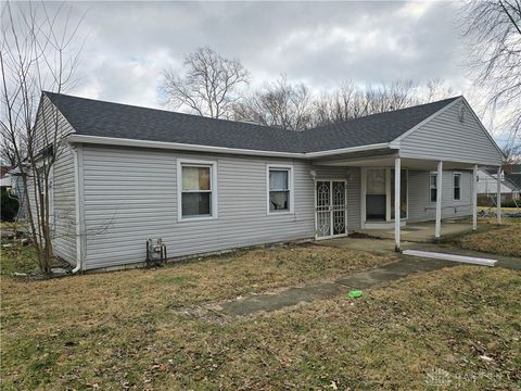 Photo of 3120 Harvard Boulevard, Dayton, OH 45406 (MLS # 952154)