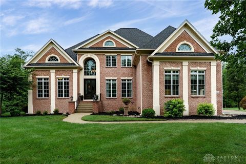 Photo of 8533 Silver Oak Court, Springboro, OH 45066 (MLS # 939183) Photo of 8533 Silver Oak Court, Springboro, OH 45066 (MLS # 939183)