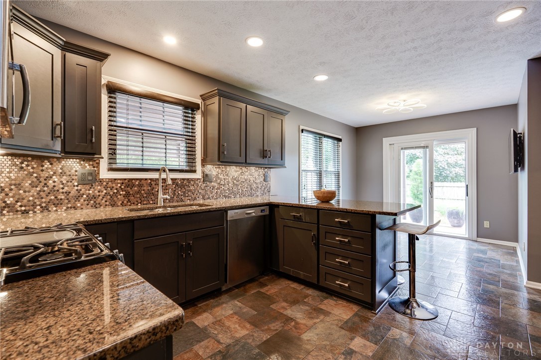 20 Southfield Court, Springboro, Ohio image 11