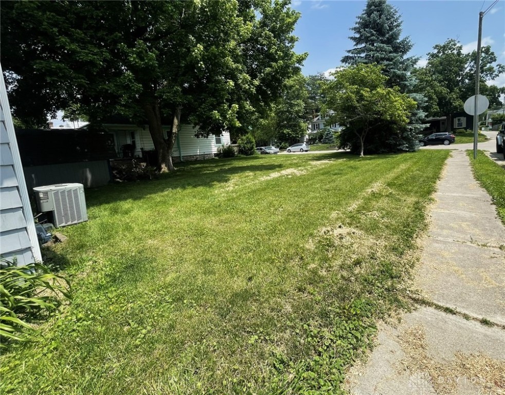 317 E Lock Street, Miamisburg, Ohio image 3