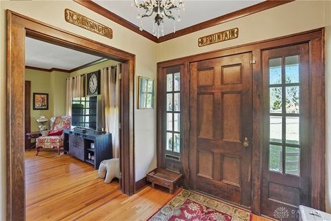 Tiny photo for 2002 N Fountain Boulevard, Springfield, OH 45504 (MLS # 945451)