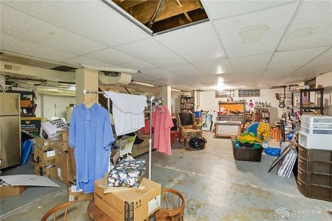 Tiny photo for 2002 N Fountain Boulevard, Springfield, OH 45504 (MLS # 945451)