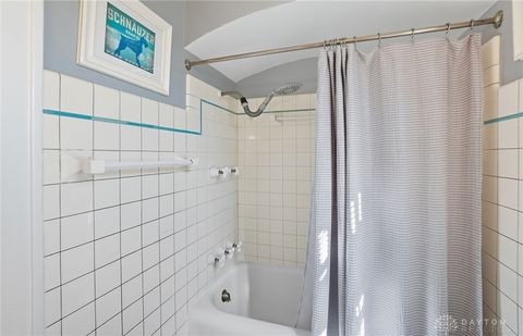 Tiny photo for 2002 N Fountain Boulevard, Springfield, OH 45504 (MLS # 945451)