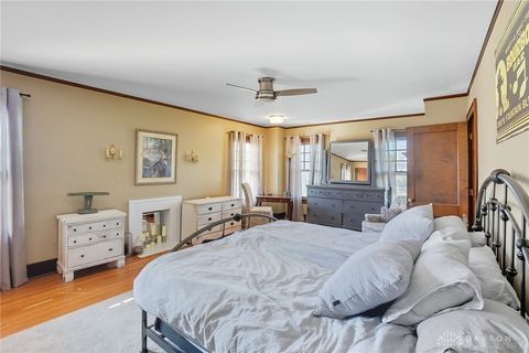 Tiny photo for 2002 N Fountain Boulevard, Springfield, OH 45504 (MLS # 945451)