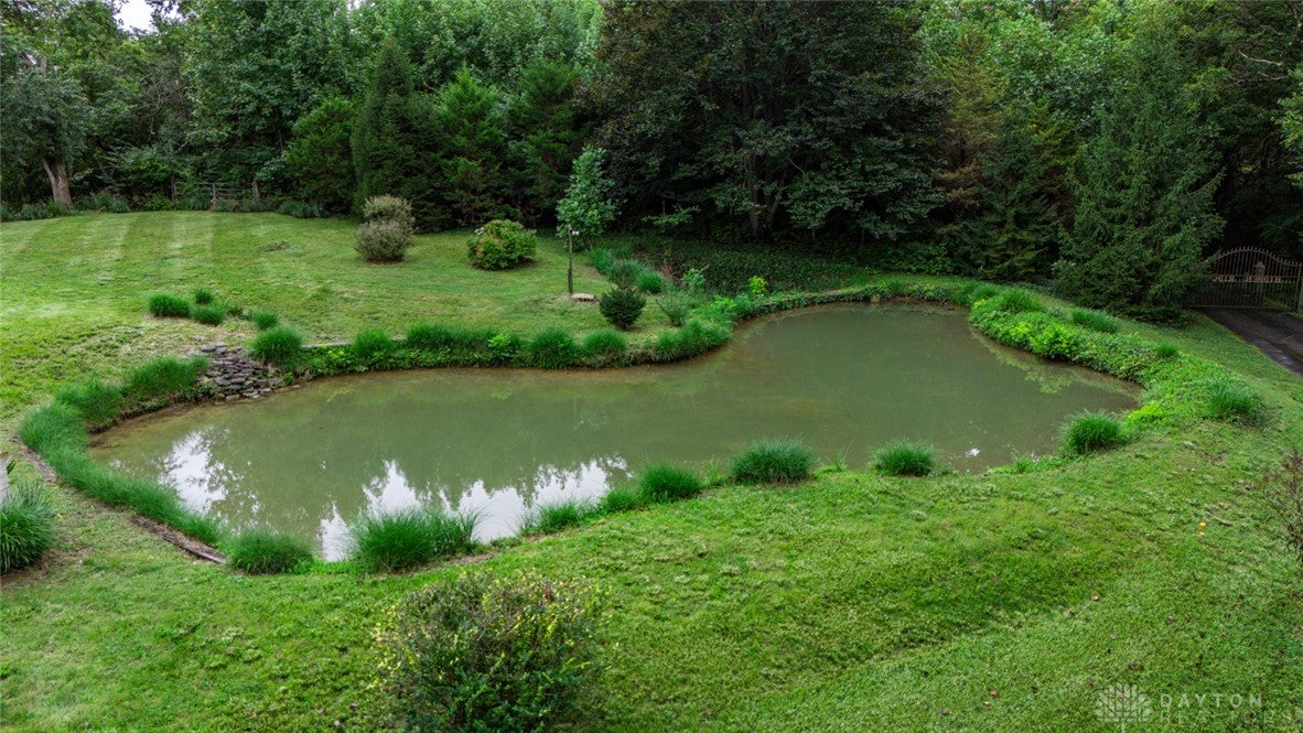 1060 Hidden Ridge Lane