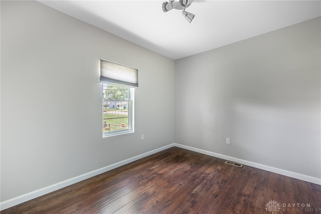 2480 Orange Avenue, Moraine, Ohio image 11
