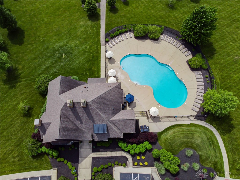 1198 Normandy Rue, Springboro, Ohio image 4