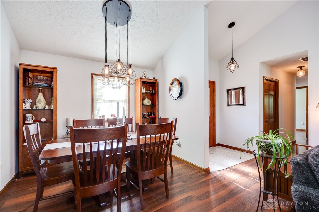717 Walden Way, Dayton, Ohio image 16