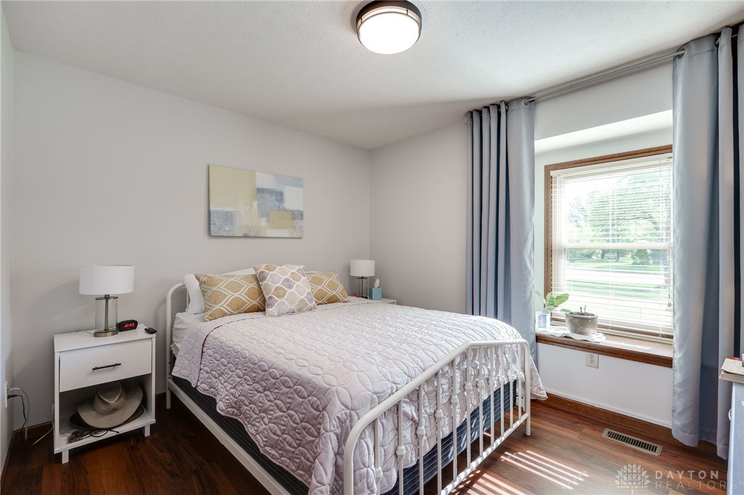 717 Walden Way, Dayton, Ohio image 36