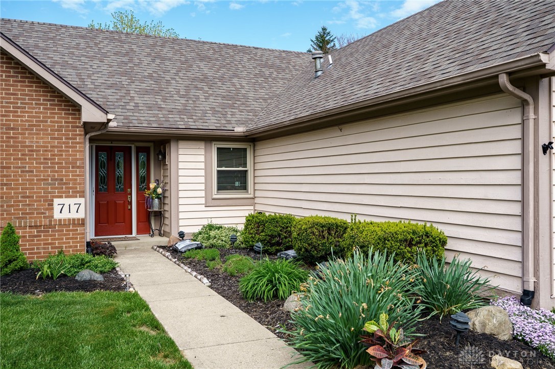 717 Walden Way, Dayton, Ohio image 5