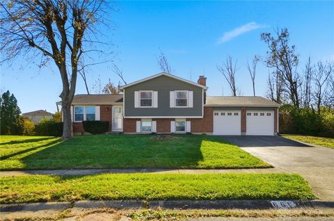 Photo of 6612 Westgrove Drive, Dayton, OH 45426 (MLS # 947988)