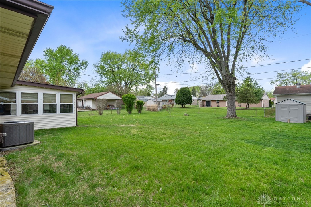 379 Chatham Drive, Fairborn, Ohio image 28