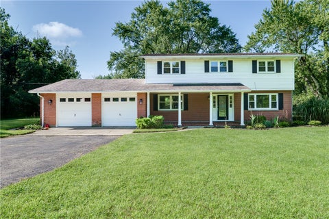 Photo of 222 E Social Row Road, Dayton, OH 45458 (MLS # 967128)