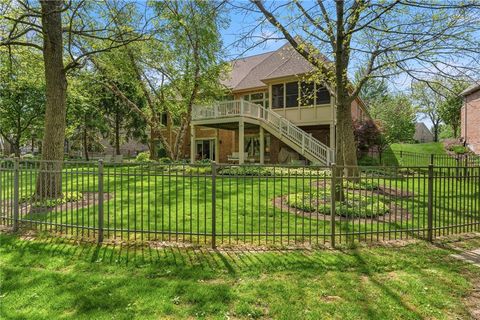 Photo of 1209 Club View Drive, Centerville, OH 45458 (MLS # 957325)