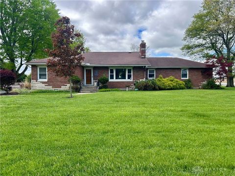 Photo of 4490 Sweet Potato Ridge Road, Englewood, OH 45322 (MLS # 957582)