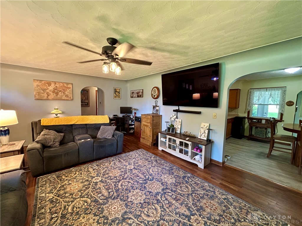 4490 Sweet Potato Ridge Road