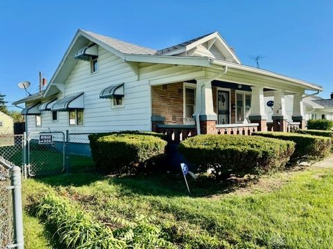 Photo of 4309 Sylvan Drive, Dayton, OH 45417 (MLS # 946073)