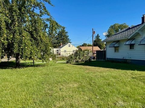Tiny photo for 4309 Sylvan Drive, Dayton, OH 45417 (MLS # 946073)