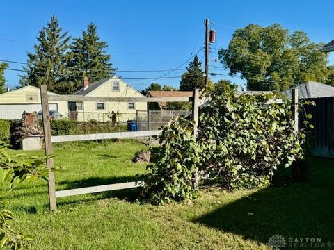 Tiny photo for 4309 Sylvan Drive, Dayton, OH 45417 (MLS # 946073)