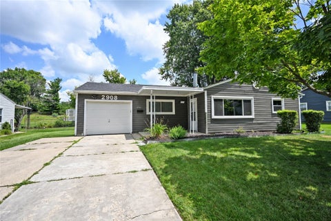 Homes For Sale - 2908 Blackhawk Road<br/> Montgomery County, Kettering, OH 45420