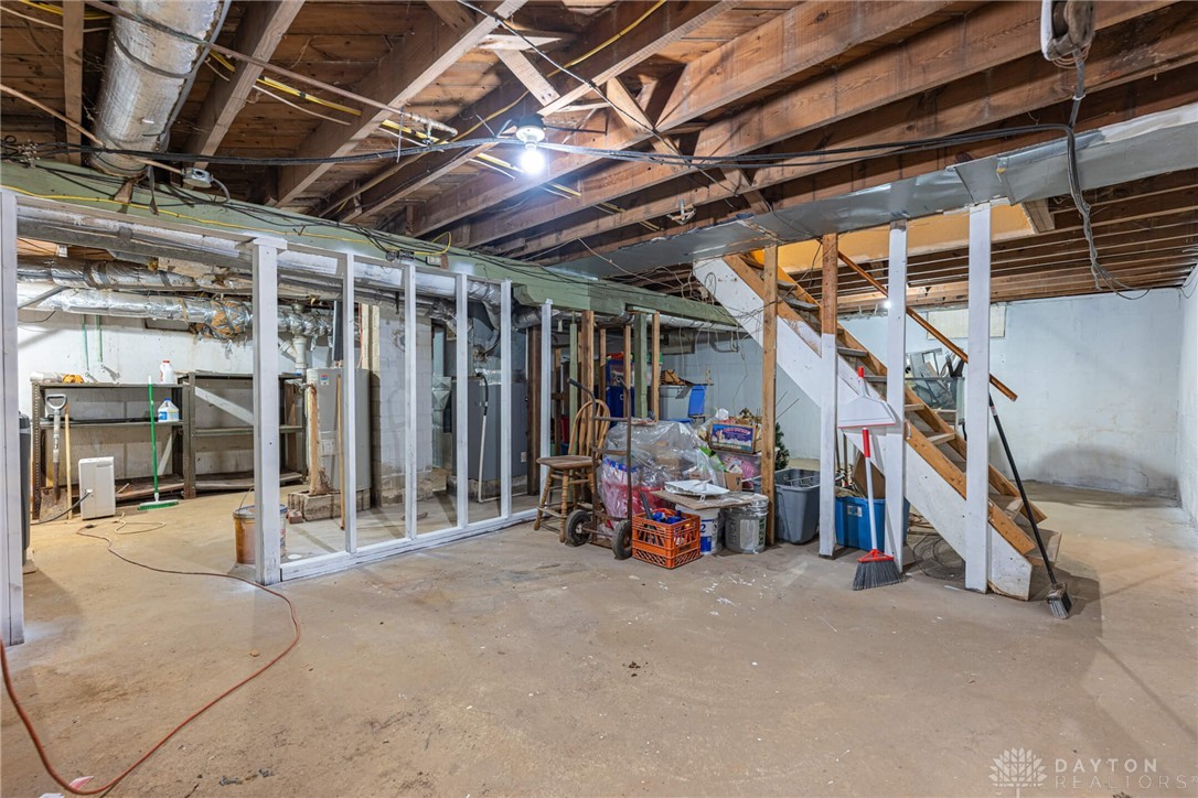 359 N Diamond Mill Road, New Lebanon, Ohio image 29