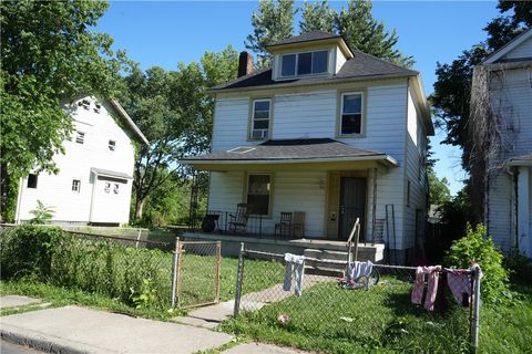 Homes For Sale - 352 Bolander Avenue<br/> Dayton, OH 45417
