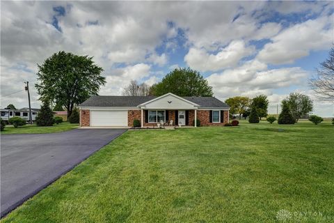 Photo of 6464 E State Route 571, Greenville, OH 45331 (MLS # 957841)
