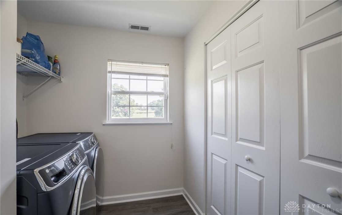 Dayton, Ohio 45402, United States, 3 Bedrooms Bedrooms, ,3 BathroomsBathrooms,Residential,Active,225364